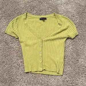 Kendall & Kylie | Green crop top | xs